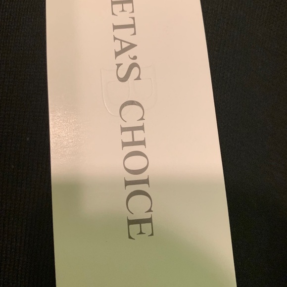 Beta’s Choice Tank Sweater - Picture 2 of 2